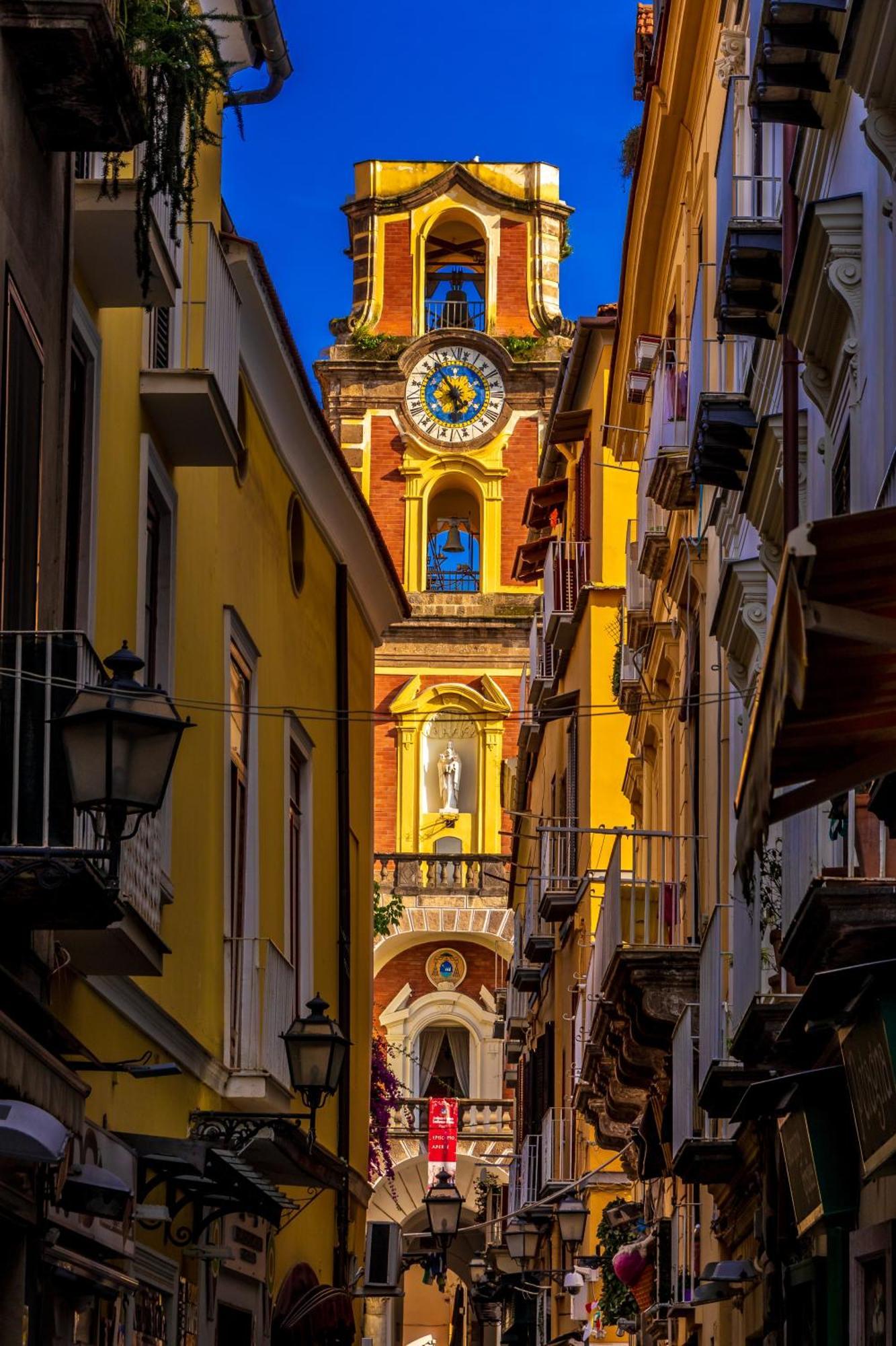 Il Sole Di Montesanto Bed & Breakfast Napoli Bagian luar foto
