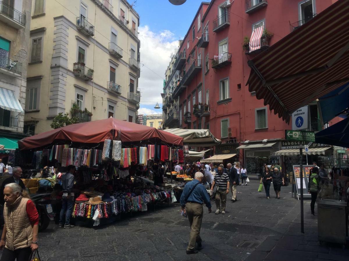 Il Sole Di Montesanto Bed & Breakfast Napoli Bagian luar foto