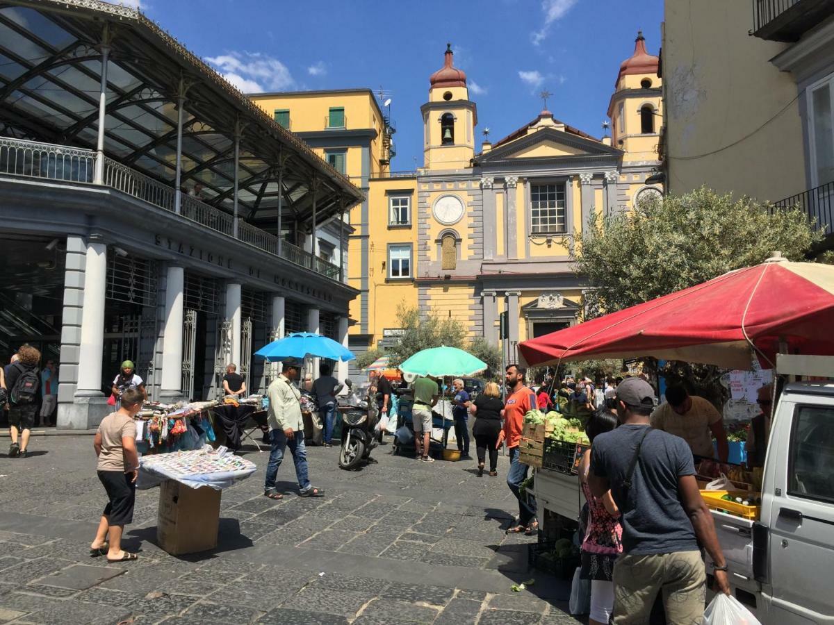 Il Sole Di Montesanto Bed & Breakfast Napoli Bagian luar foto