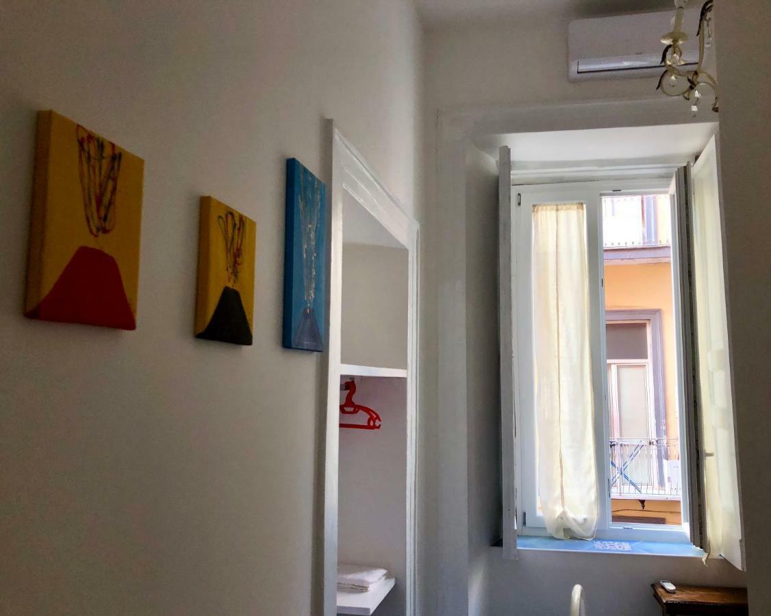 Il Sole Di Montesanto Bed & Breakfast Napoli Bagian luar foto